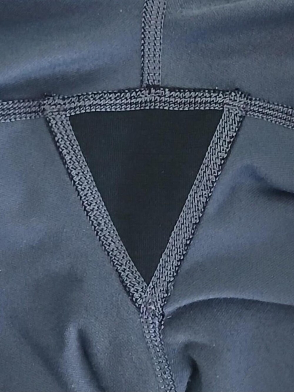 Lululemon Size 8 Blue Camo Leggings - Picture 7 of 9